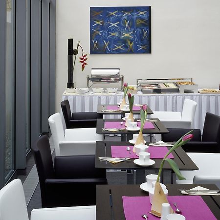 Design Merrion Hotel Прага Екстер'єр фото