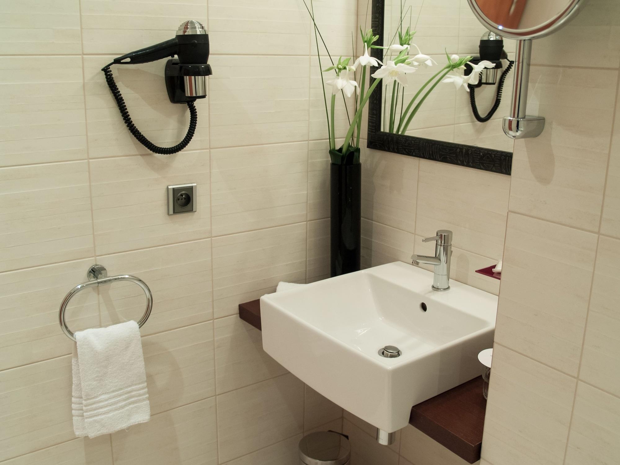 Design Merrion Hotel Прага Екстер'єр фото
