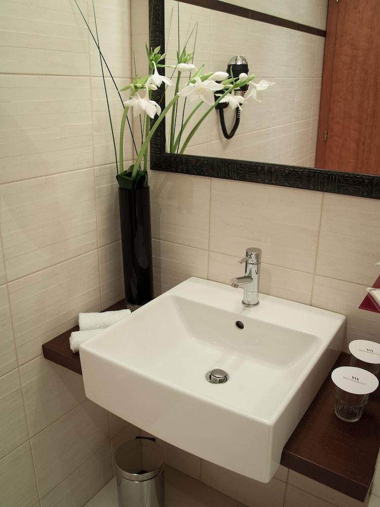 Design Merrion Hotel Прага Екстер'єр фото
